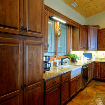 Cranberry // Rustic Kitchen