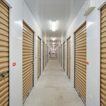 Mini Mall Storage
