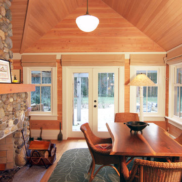 North Bend Cabin & Bunkhouse