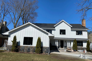 Example of an exterior home design in Chicago