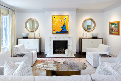 Example of a transitional living room design in DC Metro