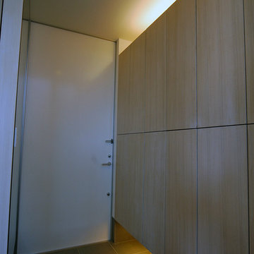 玄関収納 E-House