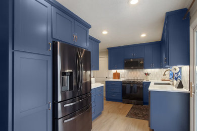 Example of a transitional kitchen design in Minneapolis