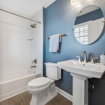 Kitchen & 3 baths, Hawthorn Woods