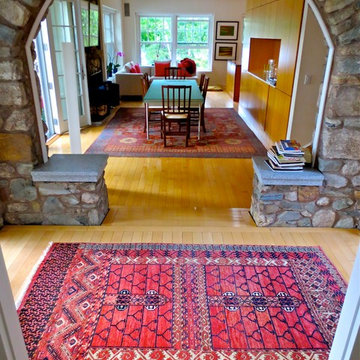Turkish Engsi in entry and Turkish Mamluk in dining room