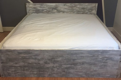 Mountain style bedroom photo in Calgary