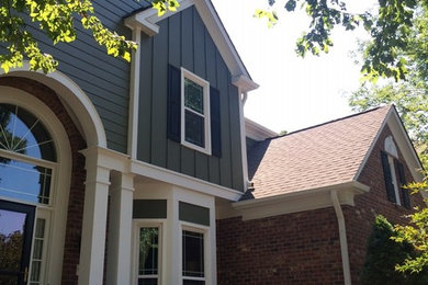 Exterior home idea in Charlotte