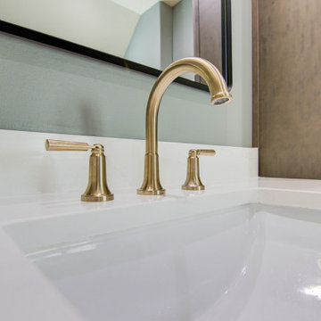 Sophisticated and Timeless Bathroom Design with Premium Features