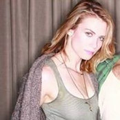 Kate Pierson's photo