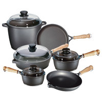 Tradition 10 pc. Set - Non-stick cast aluminum cookware set.