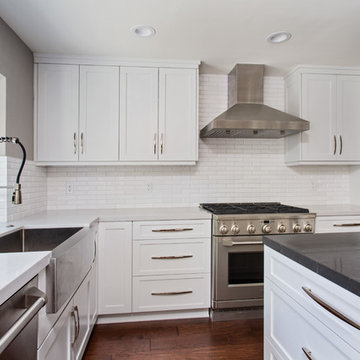 White shaker farmhouse style in Oak park