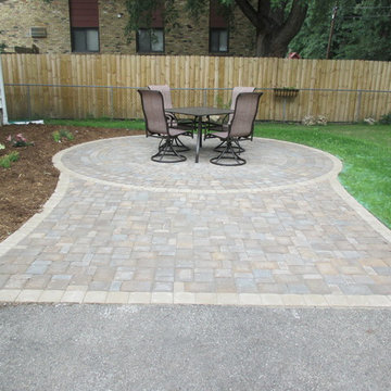 Anchor Kingston Circle Patio