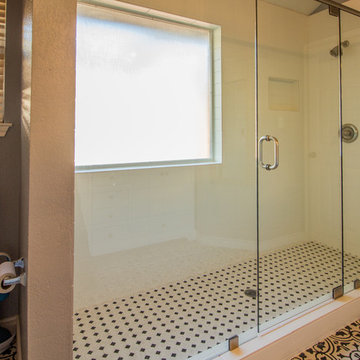 Basic 90's to fashion forward master bath