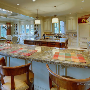 Uplands Country Club House
