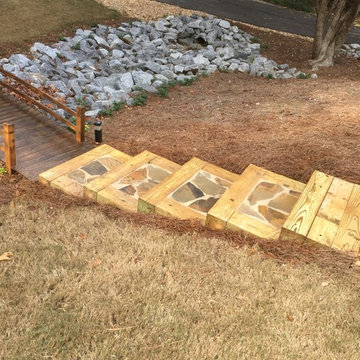 Hardscapes - Walkways / Patios / Steps / Fire Pits