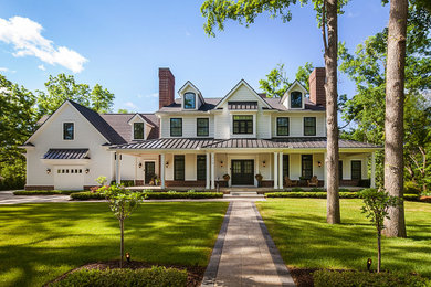 Country white concrete fiberboard house exterior photo in Detroit