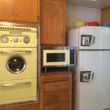 Big Chill Retro Microwave