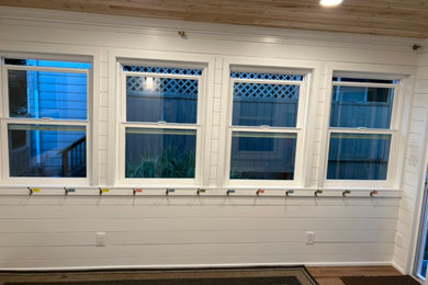 Deck - small transitional second story deck idea in Seattle