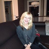 Jo Dash's photo