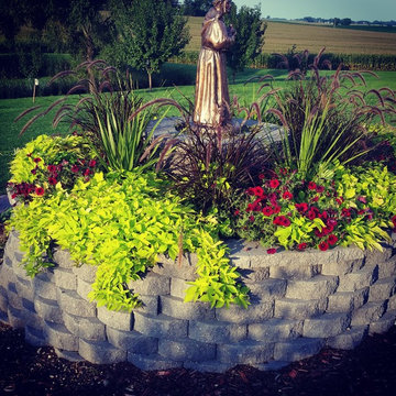 Landscape Beds, Plant Material, and Water Features