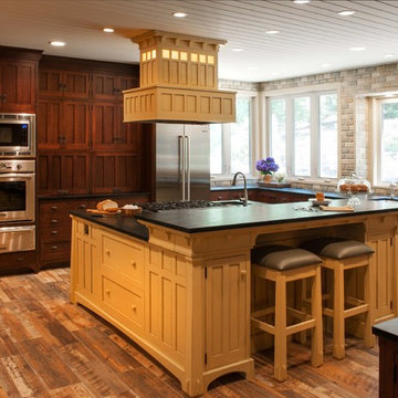 Arts & Crafts Kitchen with Craftsman Door Style
