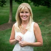 Cindy Roberts's photo