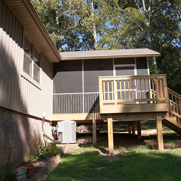 Screen room and Front Entry