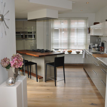Rénovation de maison - Cuisine avec îlot