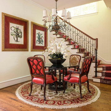 Traditional Dining Room