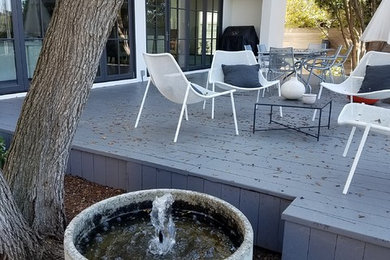 Inspiration for a modern home design remodel in Los Angeles