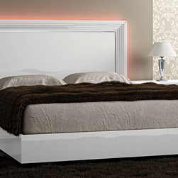 Love yourself - Platform Beds