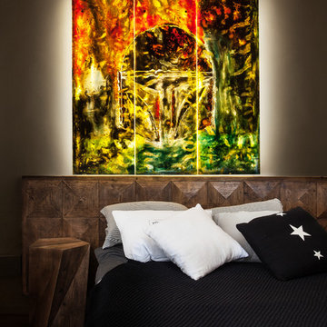 PAINTED ART GLASS | Contemporary Modern Teen Bedroom