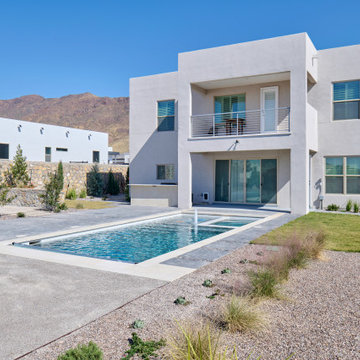 Contemporary Backyard Retreat