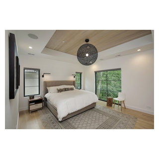 Modern Refinement - Modern - Bedroom - Chicago - by A. Perry Homes
