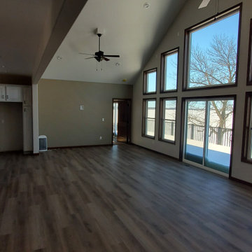 Clay's Lake Poinsett Home