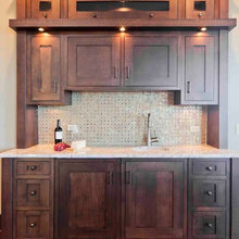 Dann Bar/Wet Bar