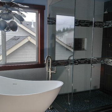Nicolino Master Bedroom Bathroom and Walk in Closet