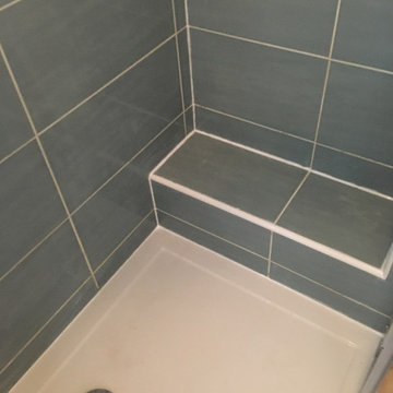 Renovating a Mouldy Discoloured Shower Cubicle in Woodstock