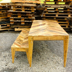 Chevron design Pallet table and bench - Dining Benches