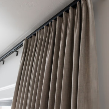 Sophisticated & Modern: A seamless blend of classic & contemporary elements.