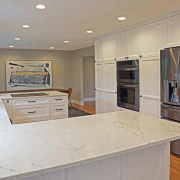 Breakfast bar peninsula