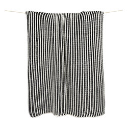 Black and White Knitted Throw - Filtar