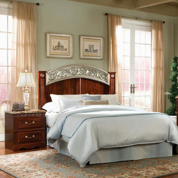 Standard Furniture Triomphe 2 Piece Panel Bedroom Set in Cherry