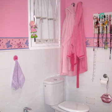 0016 vestidor y baño de adolescentes