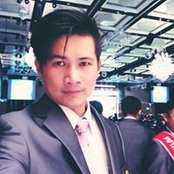 雲手's photo