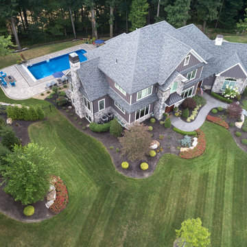 Lake MacLeod Luxury Living – North Hills Pittsburgh