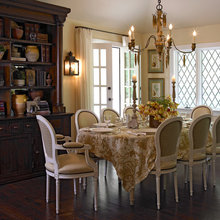 Acorn Cottage  Paris/Farmhouse chic