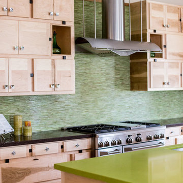 Bountiful Mid-Modern