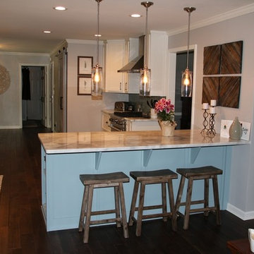 Contemporary Kitchen in Alpharetta