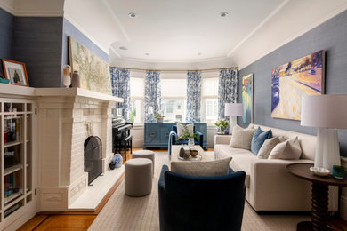 Living room - transitional living room idea in San Francisco